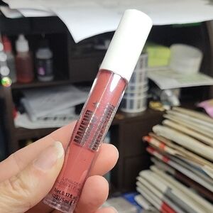 Makeup Obsession Lip Gloss - Captivated R154A 5ml New